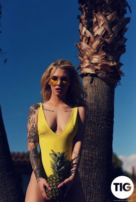 ThisisGlamour – Saskia Valentine – Saskia Valentine & Pineapple