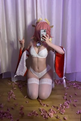 Epicinternetgf Yae Miko (그린 란제리)