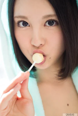 hina Matsuoka 마츠오카 치나 (15 Photos)