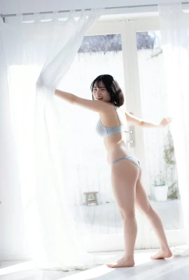 (Mizuki Kirihara) 백설 공주 피부는 사람들이 현장에서 너무 활기차게 느끼게 만듭니다 (31 장의 사진)